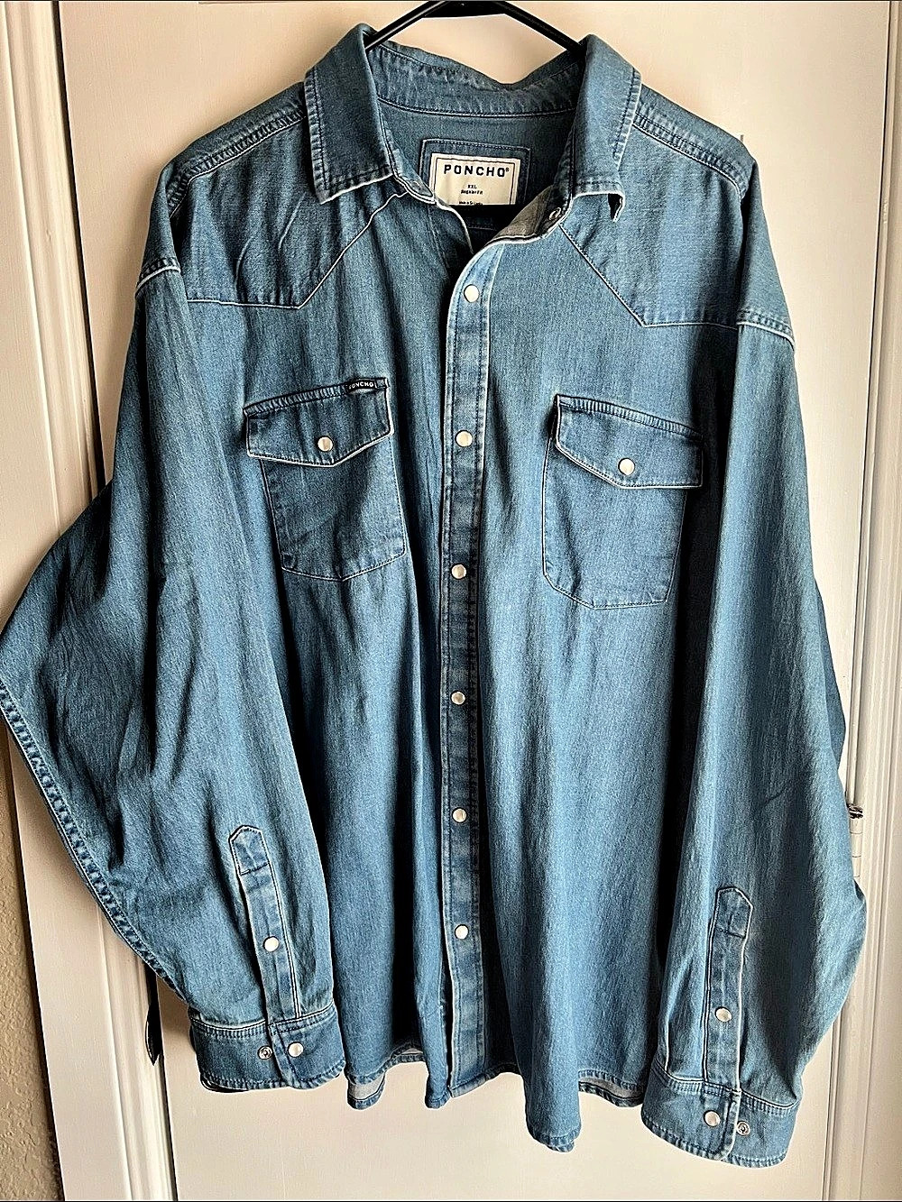 PONCHO Men's Denim Button Down XXL Like New